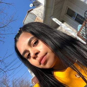 Meet your Posher, Aracely